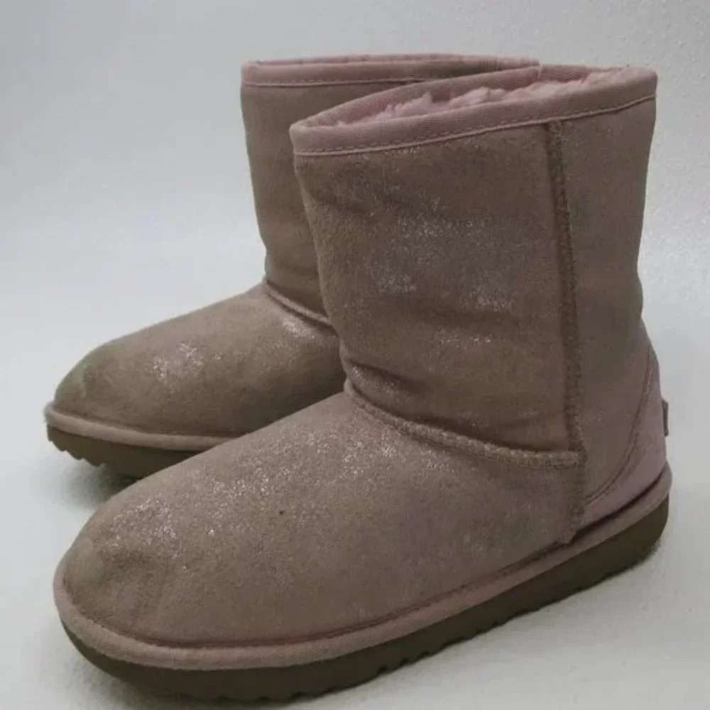 Ugg Classic II Metallic Shimmer Silver Booties Boots Kids 4